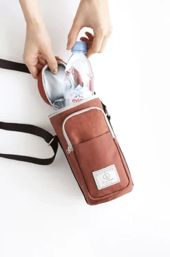 Le Flaneur Bottle Shoulder Pouch
