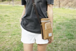 Le Flaneur Bottle Shoulder Pouch