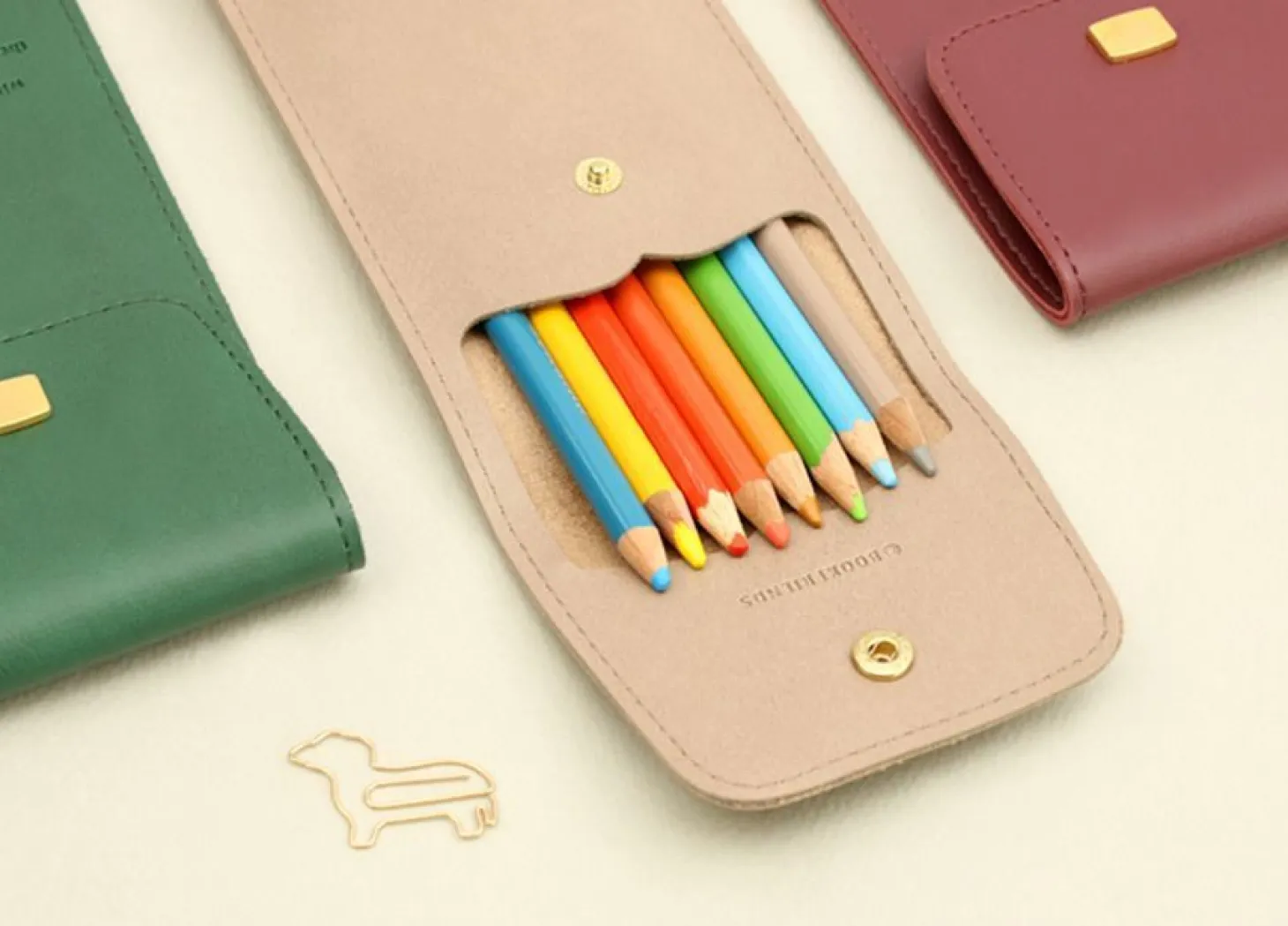 Literature Button Pen Pocket