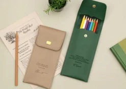 Literature Button Pen Pocket
