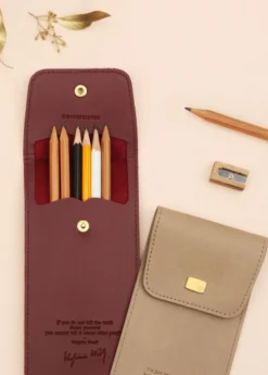 Literature Button Pen Pocket