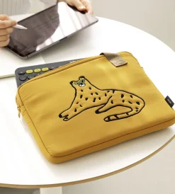 Livework Buckle 11 in. Tablet Bag