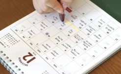2025-2026 Lunar Retro Desk Calendar