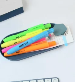 Medium Just Click Retractable Highlighter