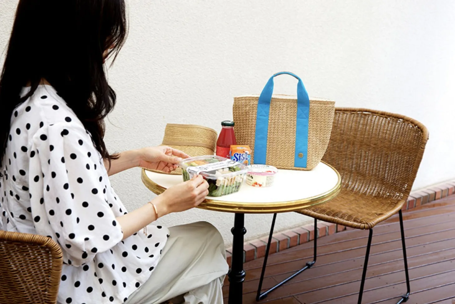Medium Rattan Cooler Bag
