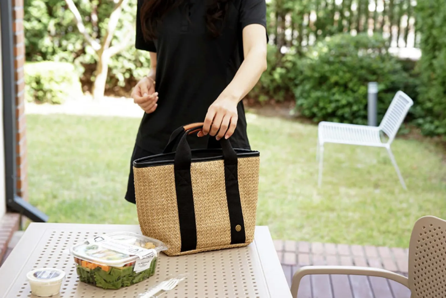 Medium Rattan Cooler Bag