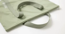 Medium Travelus Daily Tote v2