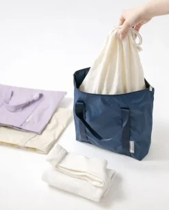 Medium Travelus Daily Tote v2