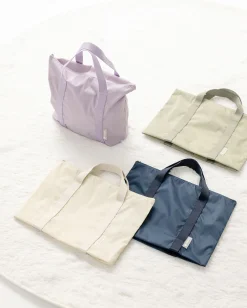 Medium Travelus Daily Tote v2