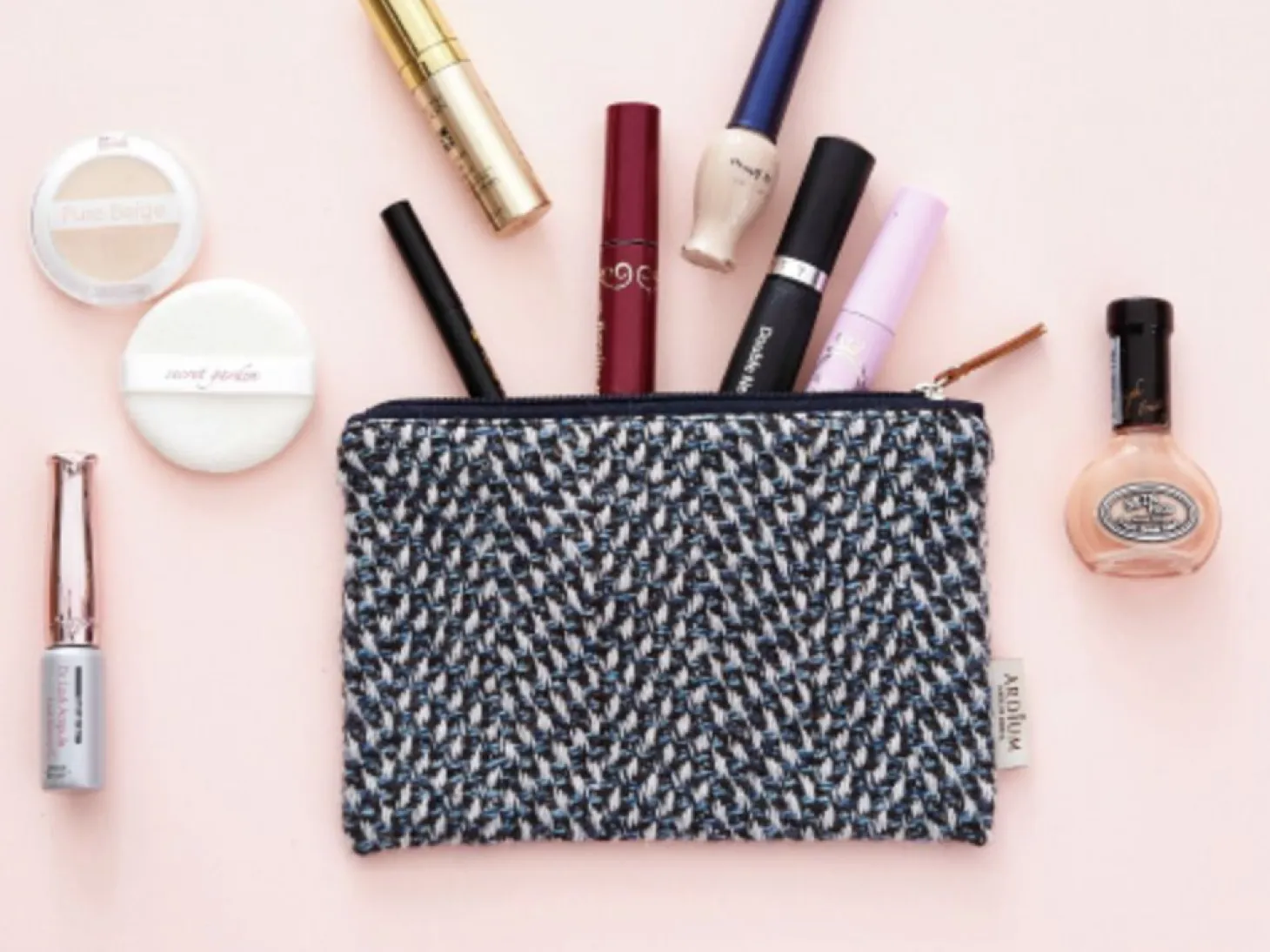 Medium Wool Flat Pouch