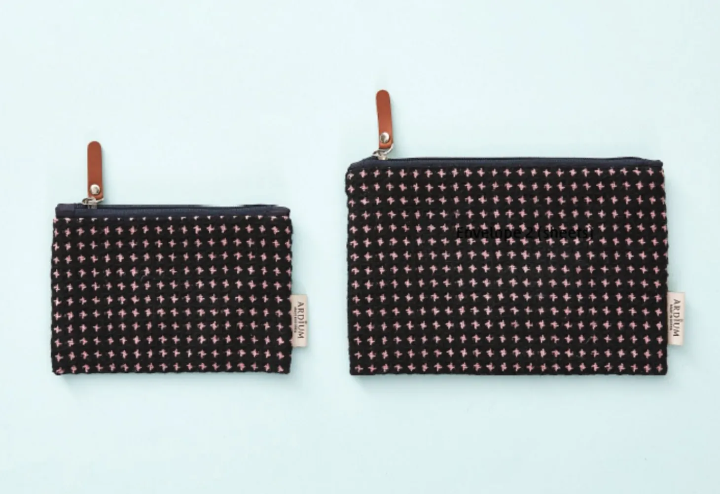 Medium Wool Flat Pouch