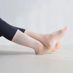 Non-slip Pilates Crew Women Socks