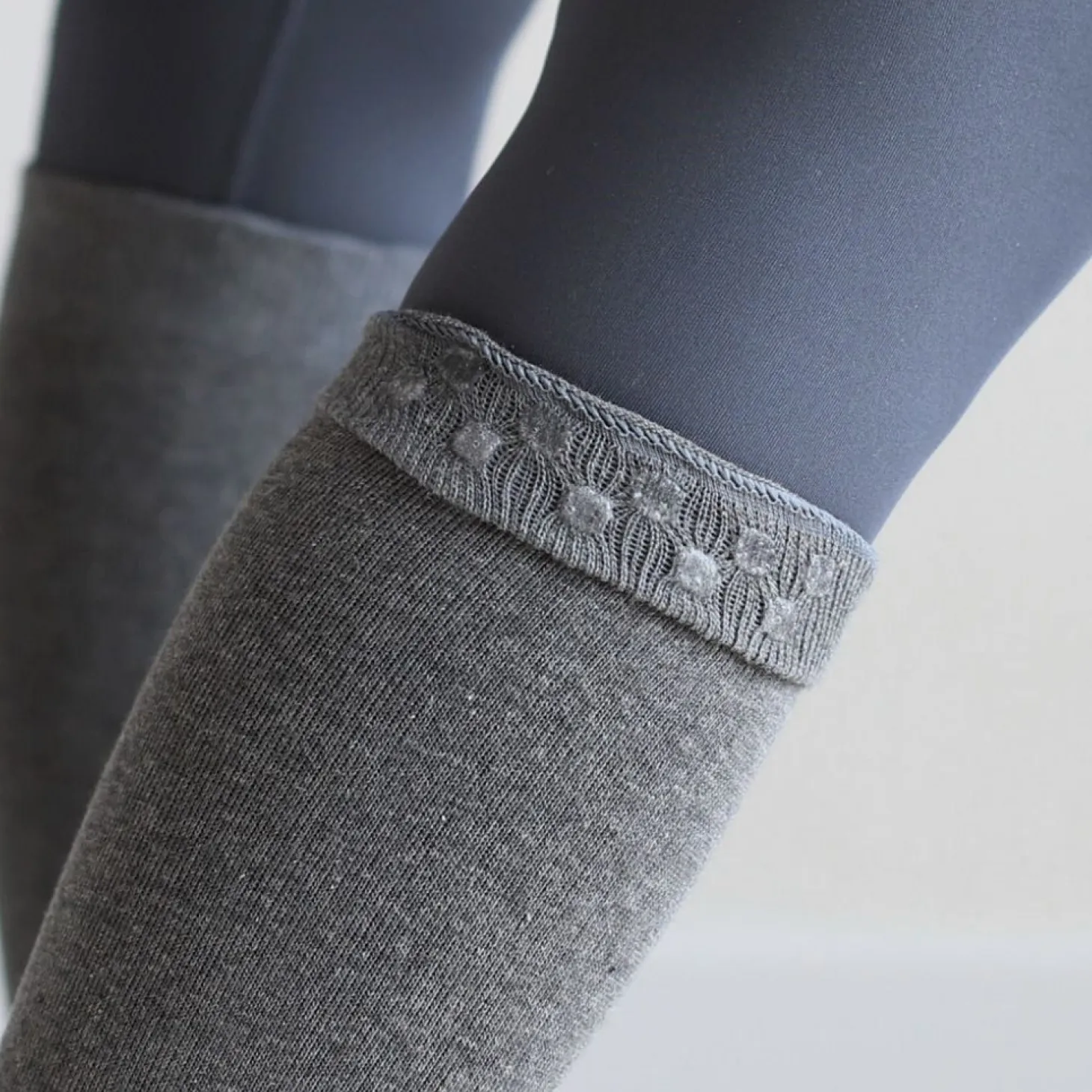 Non-slip Pilates Knee-high Socks