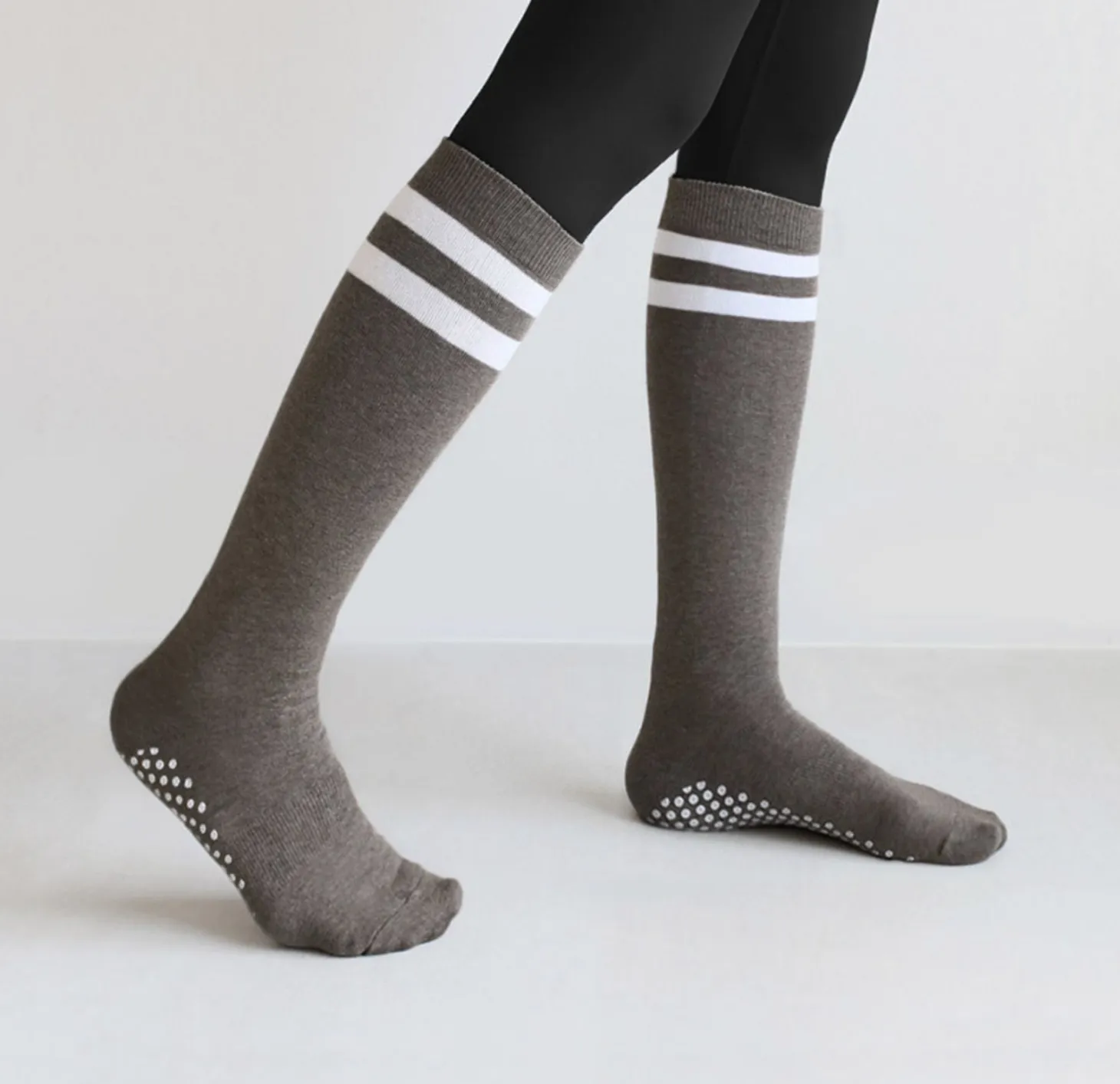 Non-slip Pilates Knee-high Socks