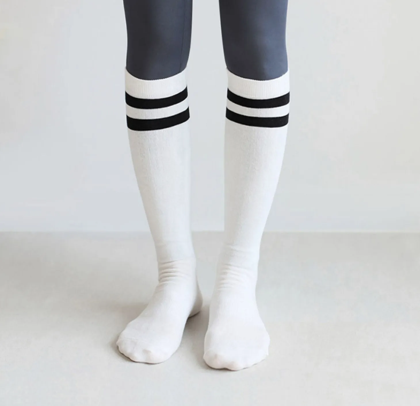 Non-slip Pilates Knee-high Socks