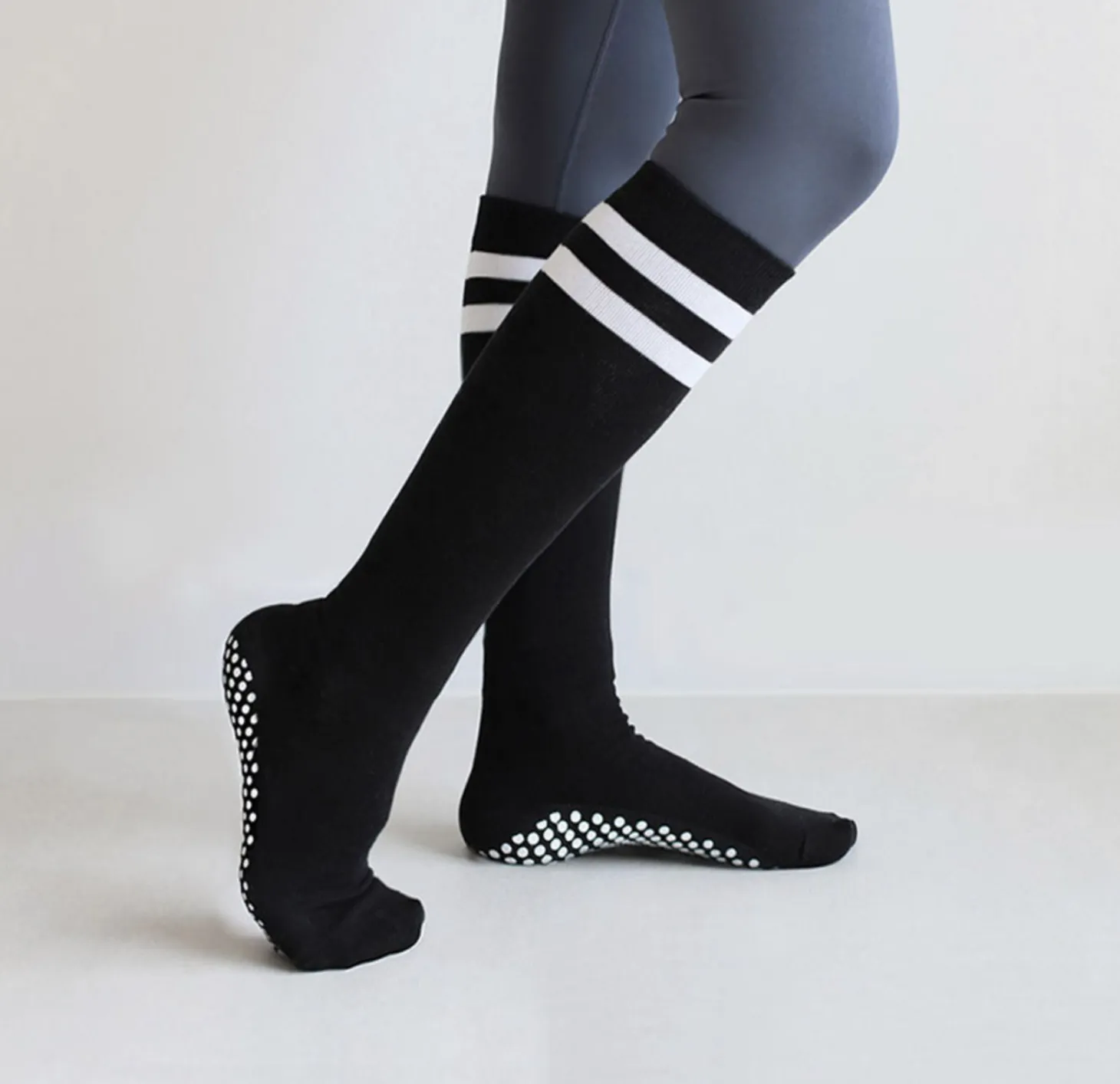 Non-slip Pilates Knee-high Socks
