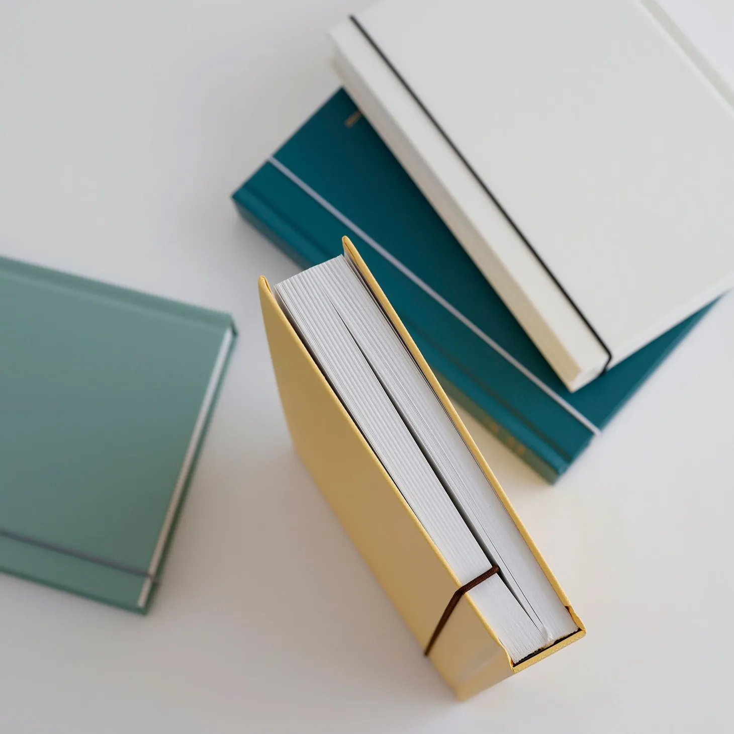 Notebook Connecting Elastic Band