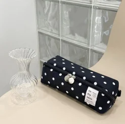 On the Table Cube Pen Pouch v2