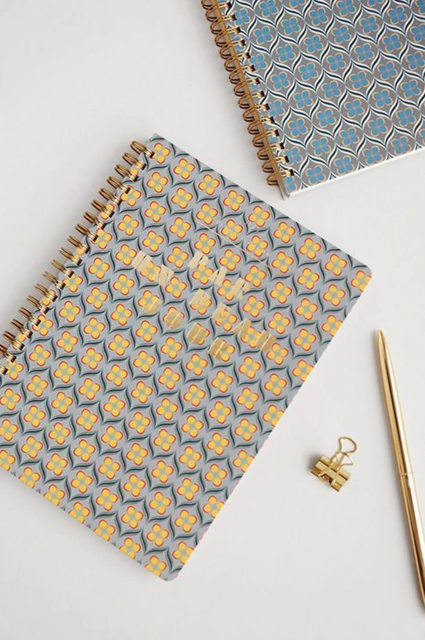 Par Un Beau Jour Monthly Planner