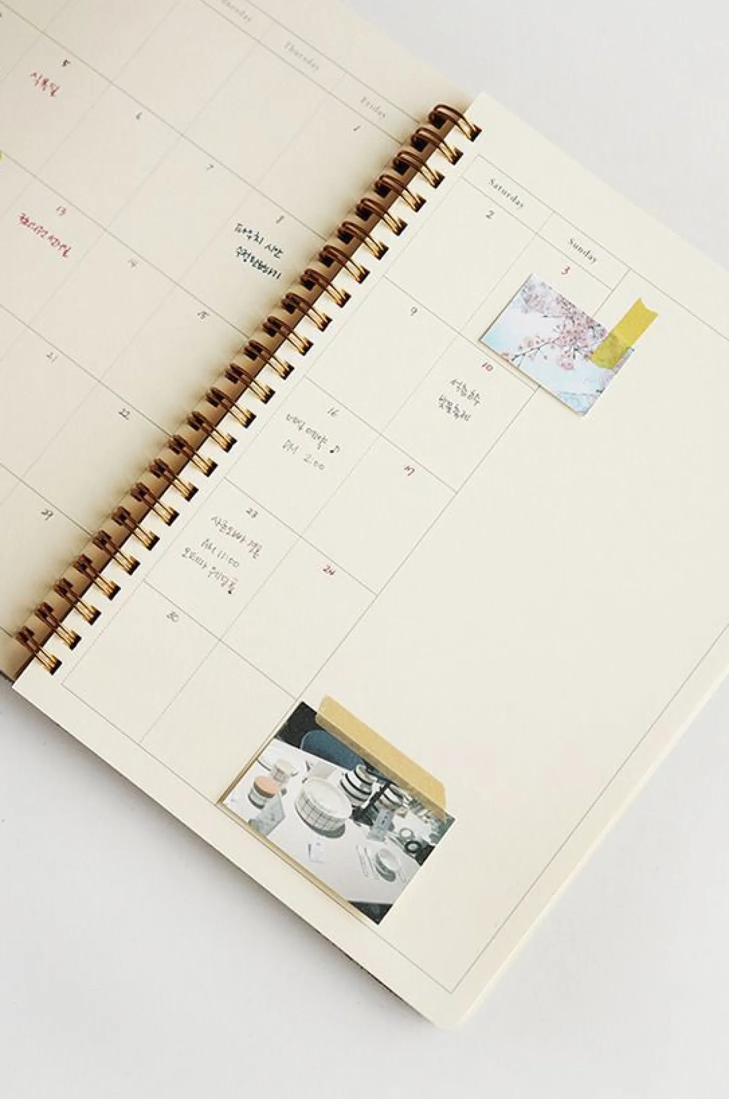 Par Un Beau Jour Monthly Planner
