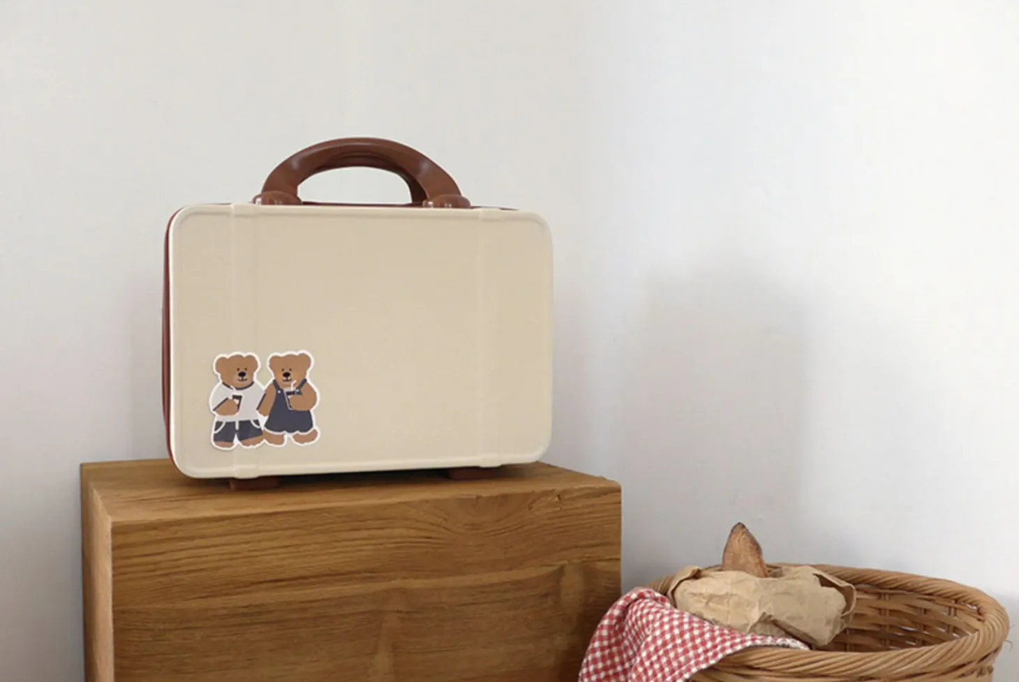 28pcs Bear Cafe Tour Sticker Set