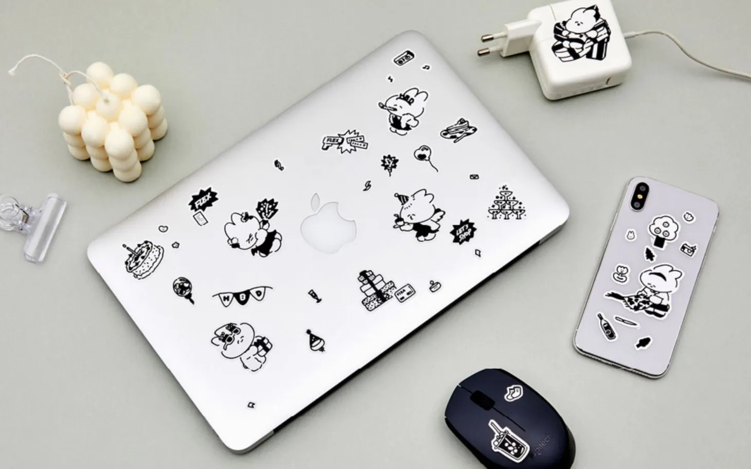 4pcs Bunny Removable Sticker Set