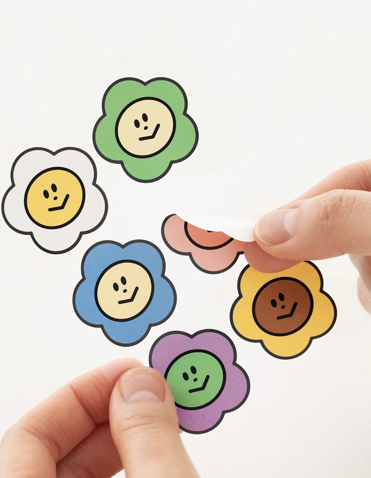 2pcs Point Smile Removable Sticker Set