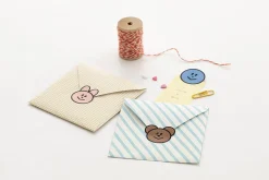 2pcs Point Smile Removable Sticker Set