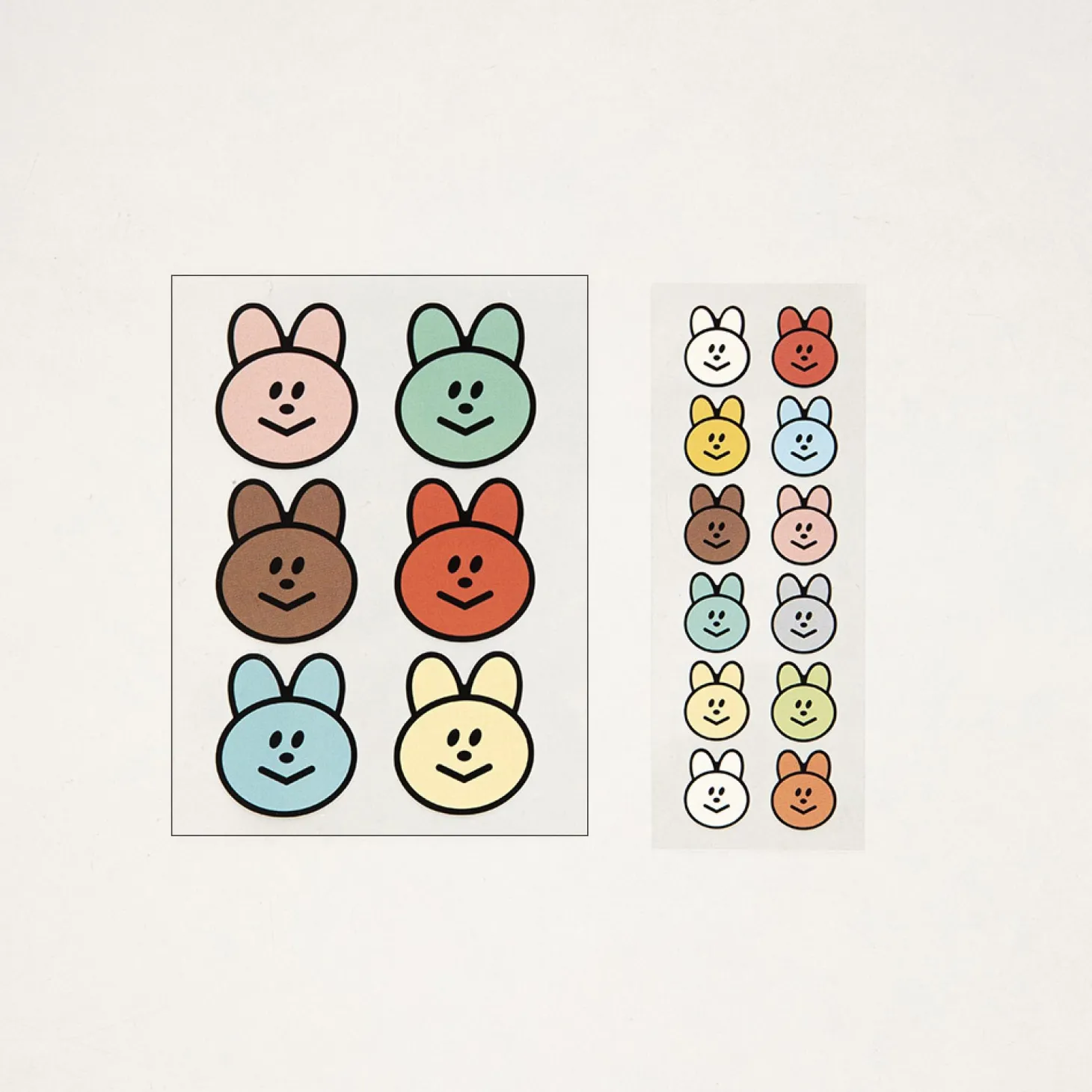 2pcs Point Smile Removable Sticker Set