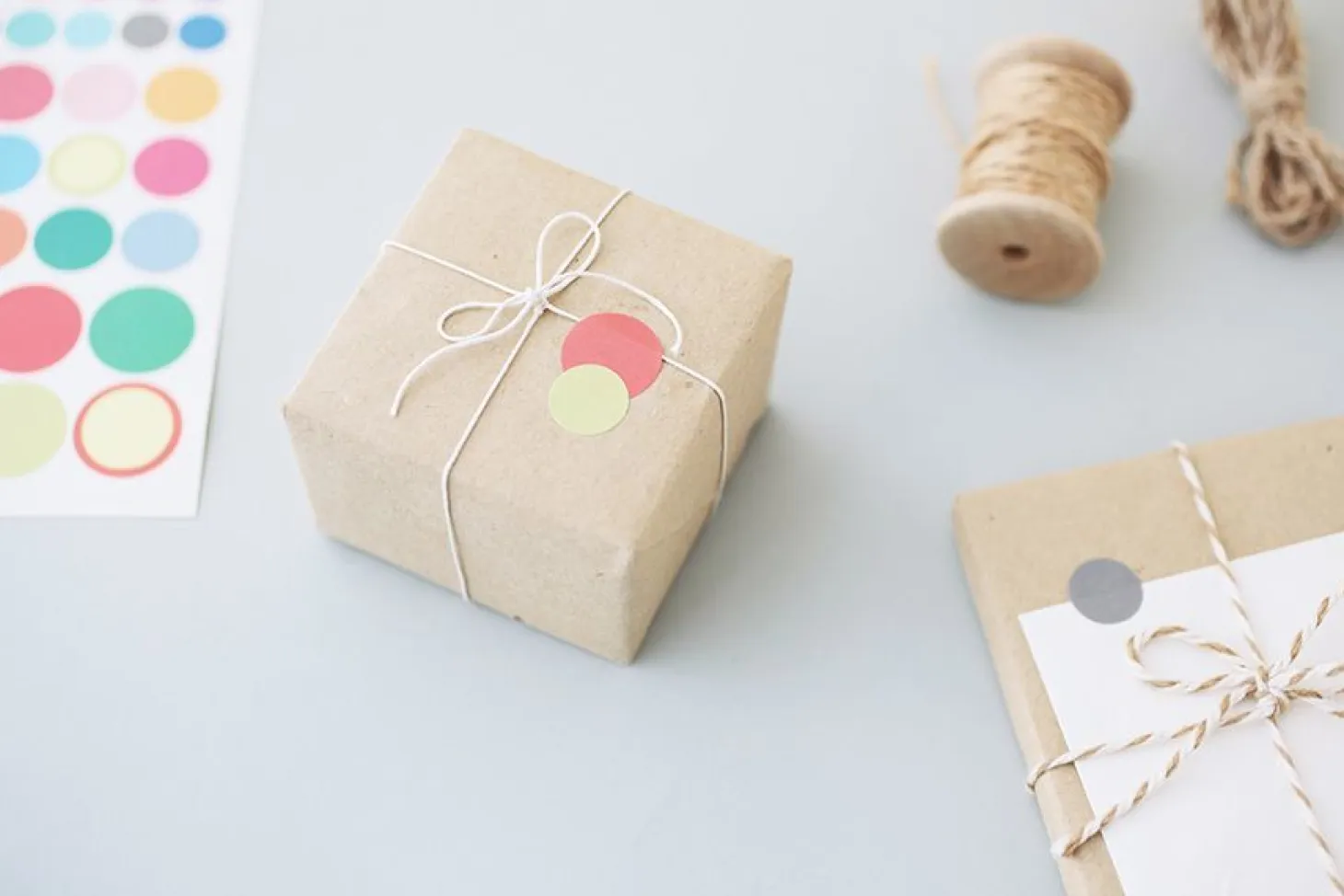 2pcs Solid Color Palette Sticker Set