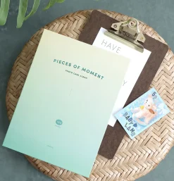 Pieces of Moment Card Album