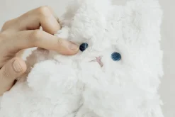 Piyo Cat Fur Zipper Clutch