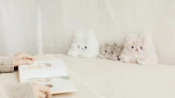 Piyo Cat Fur Zipper Clutch