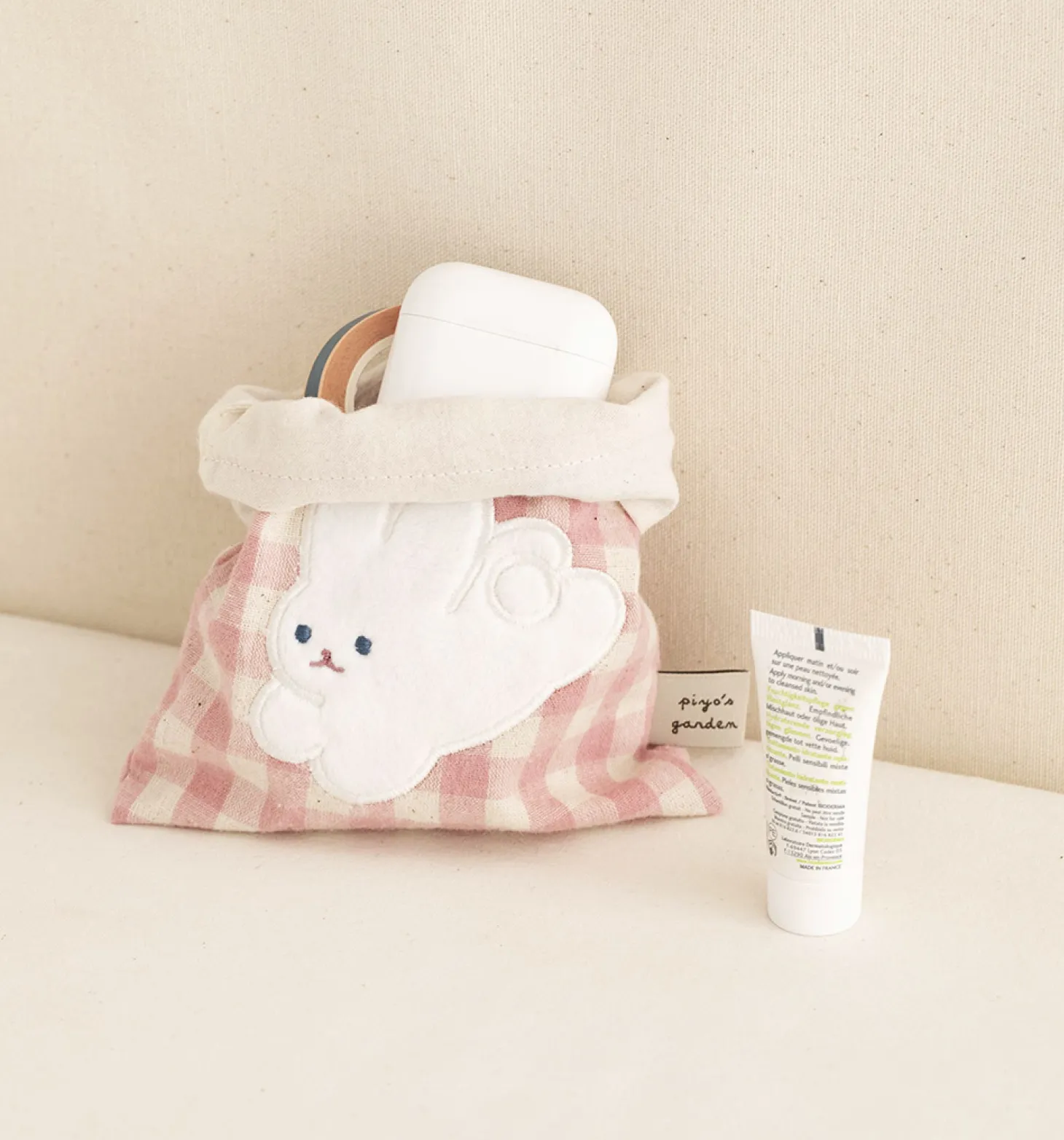 Piyo Drawstring Mini Pouch