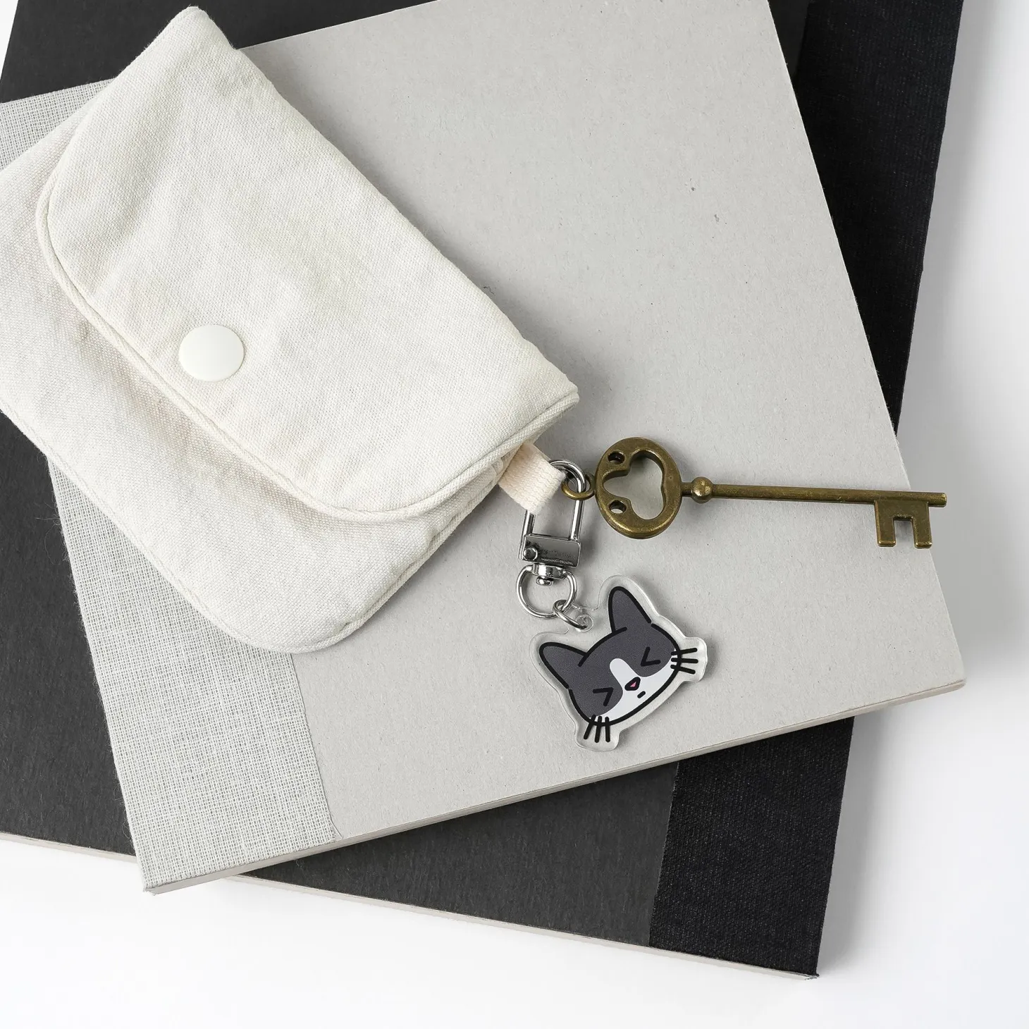 Piyo Snap Card Wallet