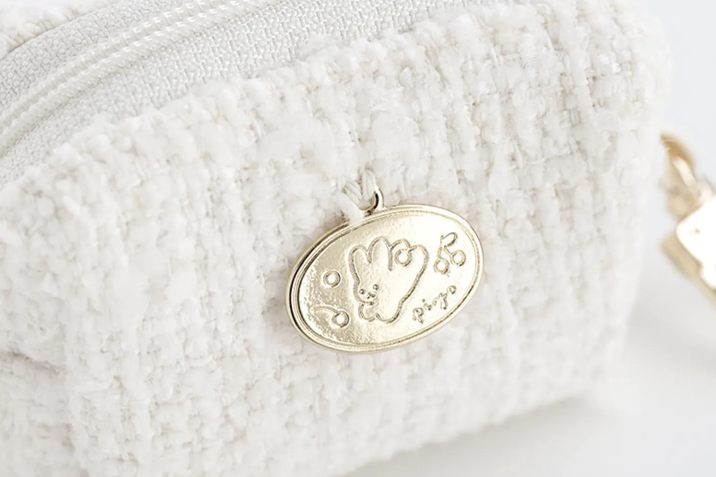 Piyo Tweed Earphone Pouch