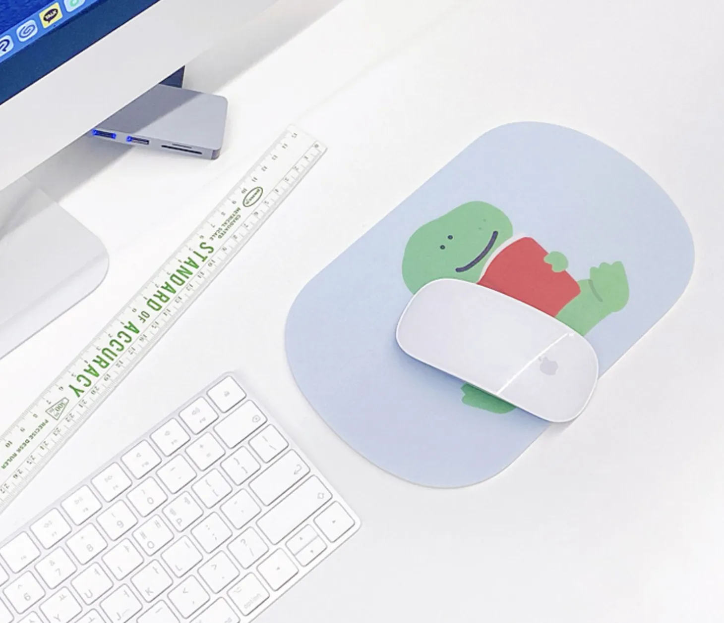 Reading Dino Mouse Pad