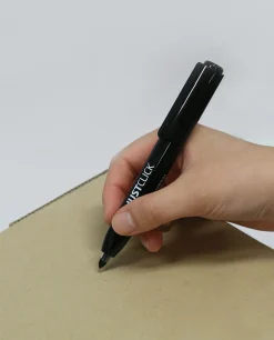 Retractable Permanent Marker