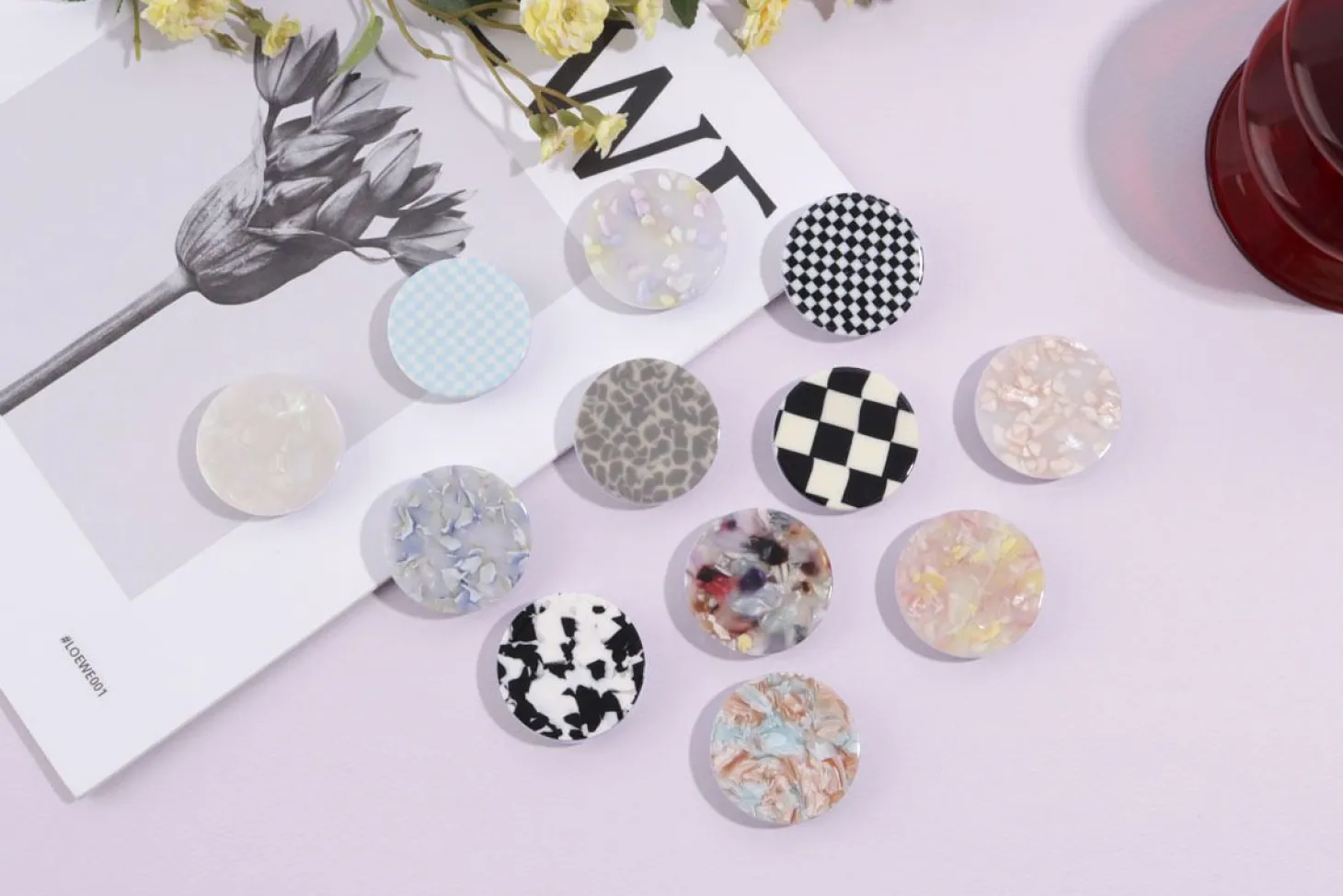 Round Shape Pattern Phone Grip