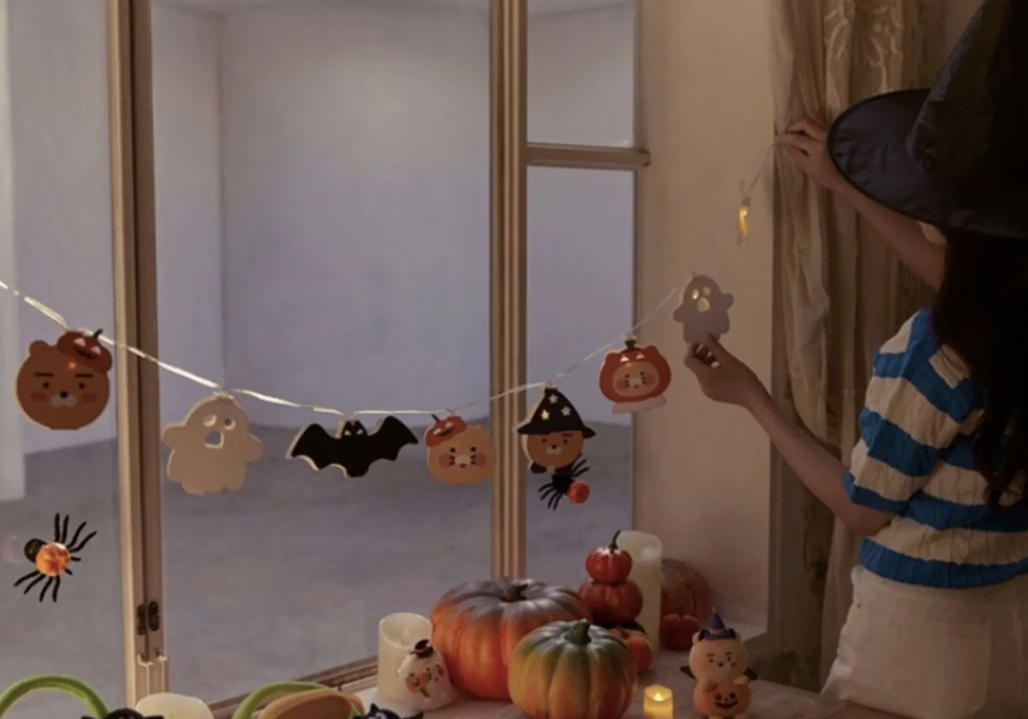 Ryan & Choonsik Halloween LED Garland Kit