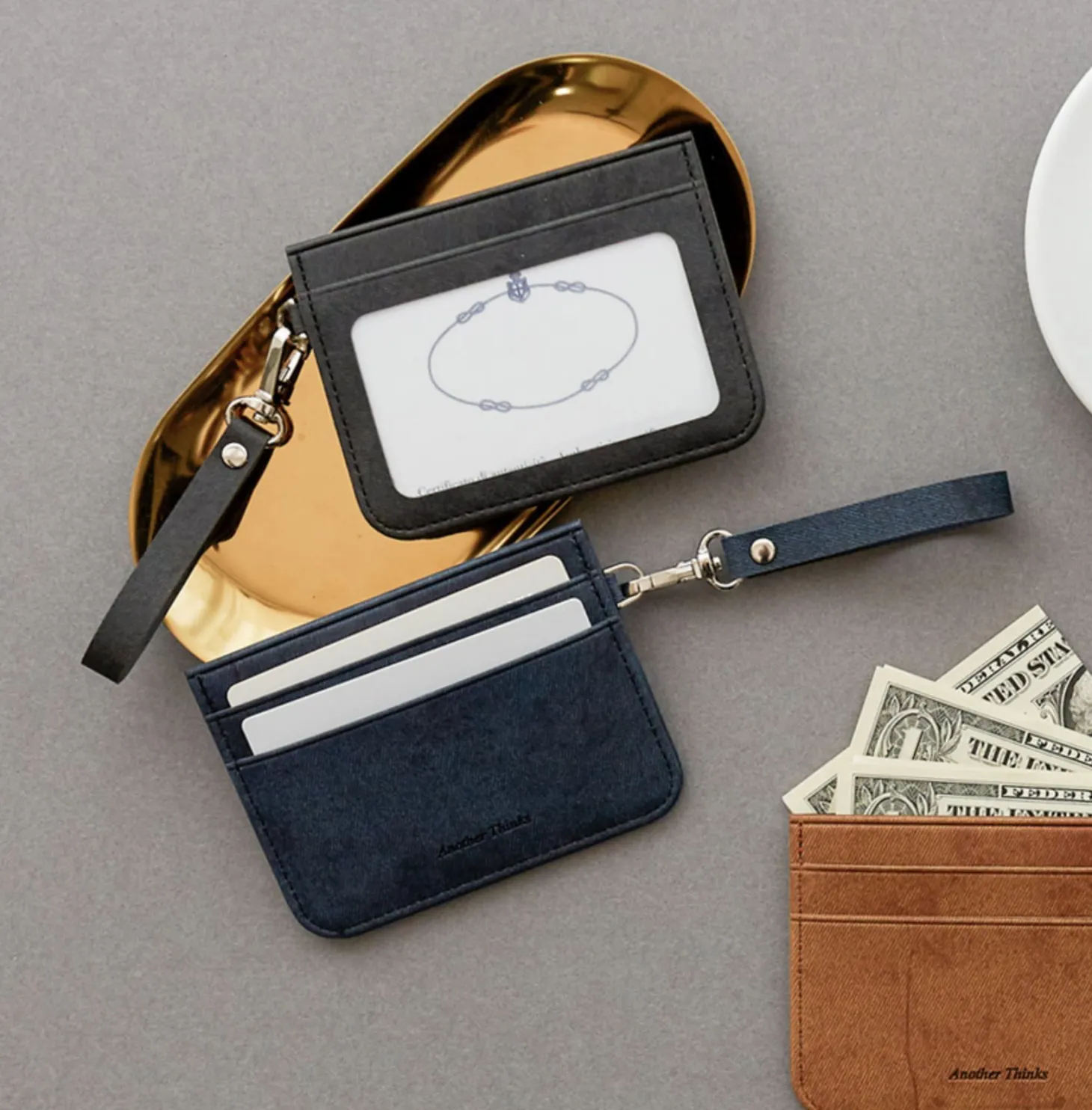 Simple Ash Strap Card Pocket