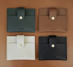 Simple Button Half Wallet