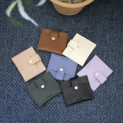Simple Button Half Wallet