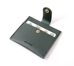 Simple Button Half Wallet