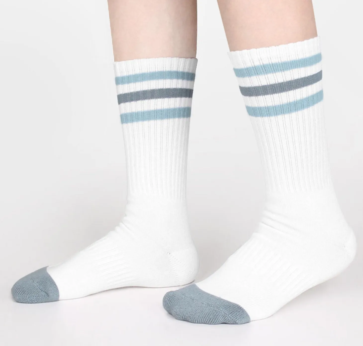 Simple Non-slip Athletic Crew Socks