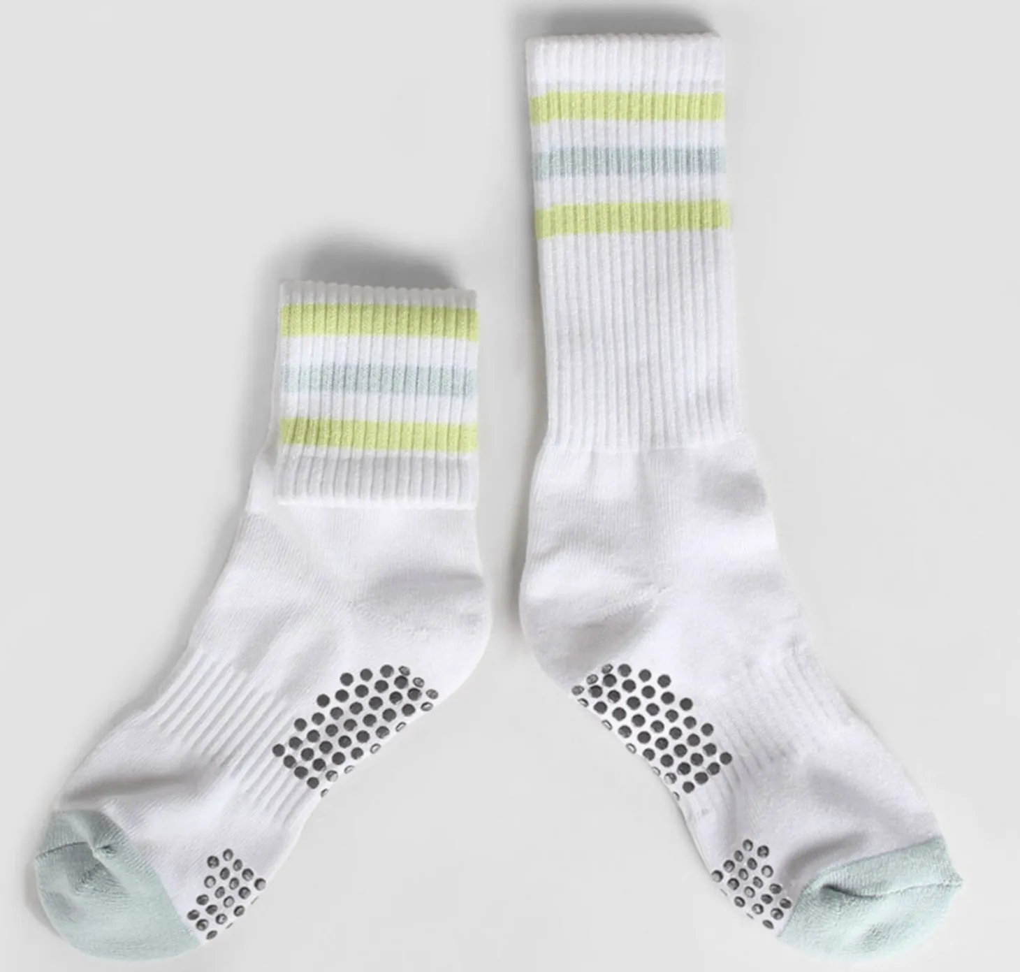 Simple Non-slip Athletic Crew Socks