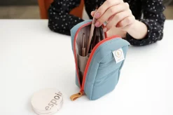 Slim Standing Cosmetic Pouch