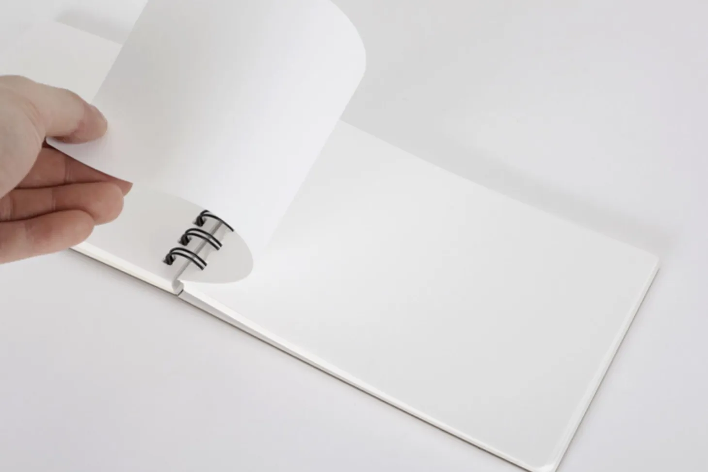 Small Bium Top Bound Drawing Book