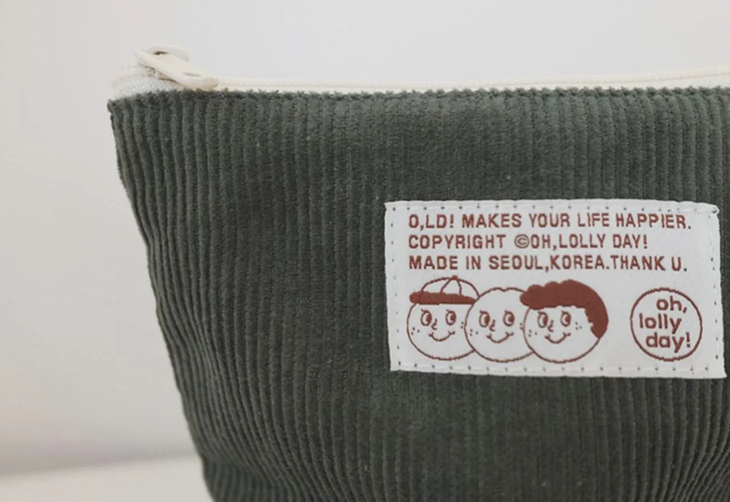 Small Corduroy Triangle Pouch