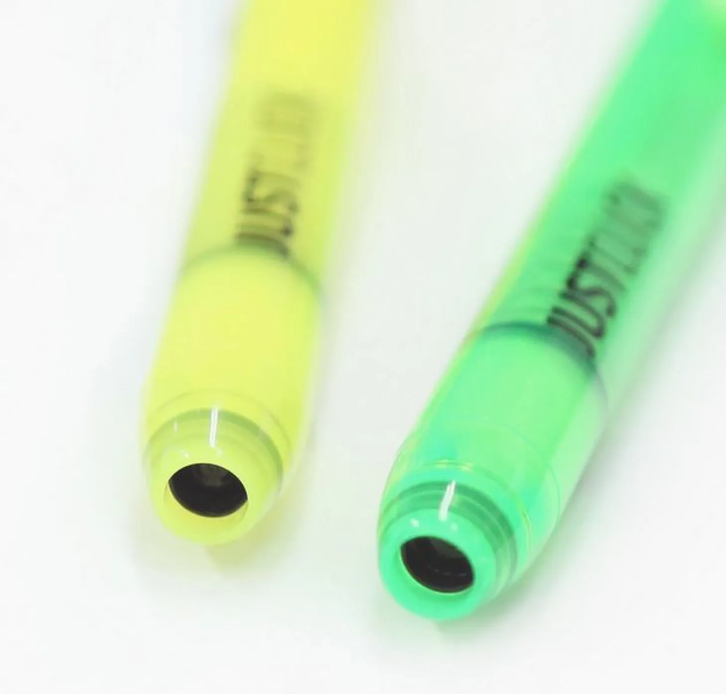 Small Just Click Retractable Highlighter